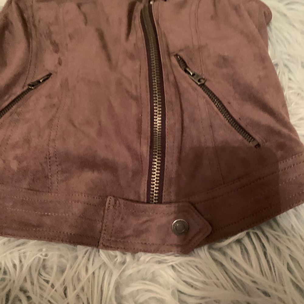 Abercrombie And Fitch Faux Suede Moro Vest - Picture 2 of 4
